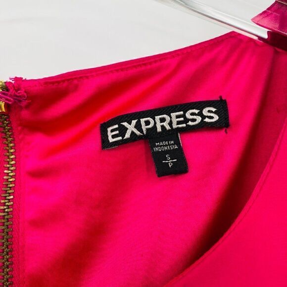 Express Size Small Pink Cap Sleeve Peplum Hem Zip Back Blouse Top - Picture 6 of 7